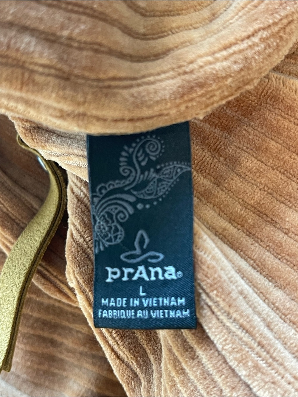 Prana size large Escambia half zip pullover in camel brown velour rib texture - Picture 5 of 16